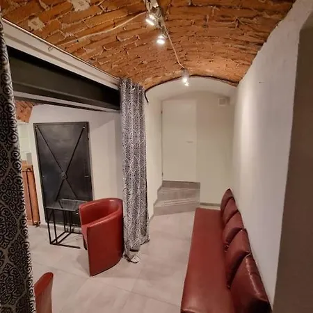 Strzelecka Apartment *